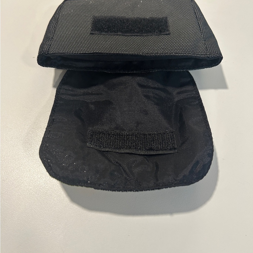 Eco-Friendly Black and Green Wallet - Picture 3 of 4